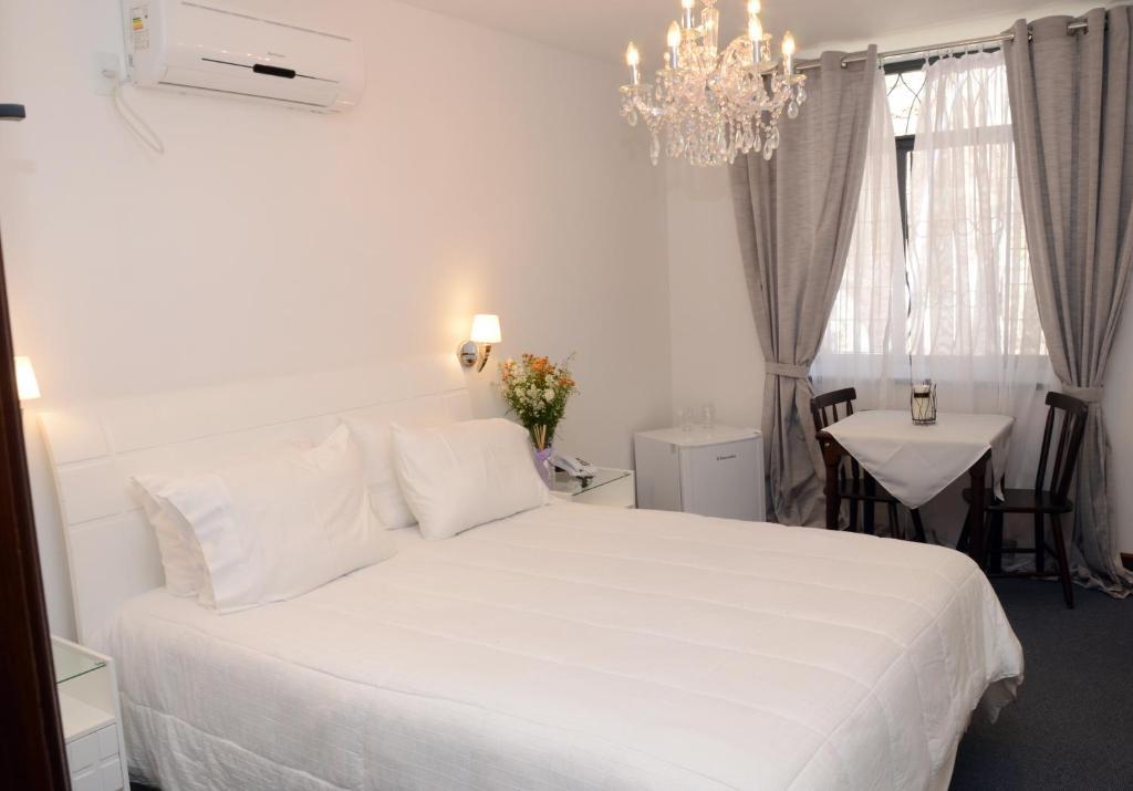Guitta Pousada Petropolis  Room photo