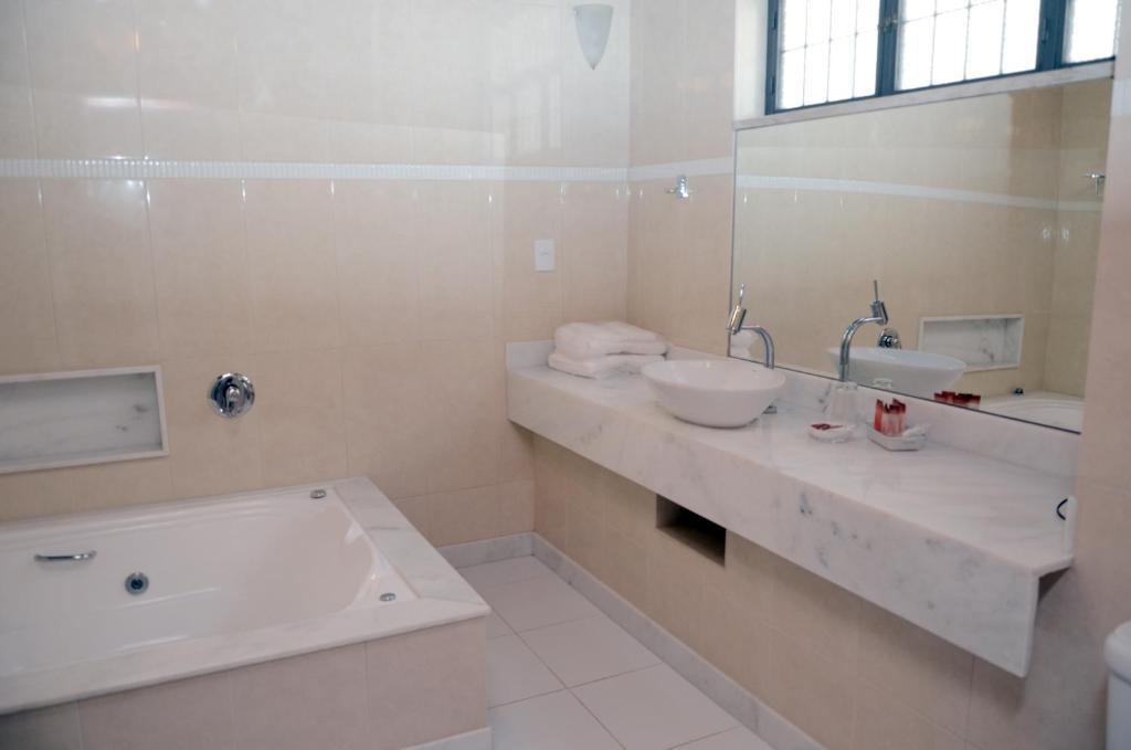 Guitta Pousada Petropolis  Room photo